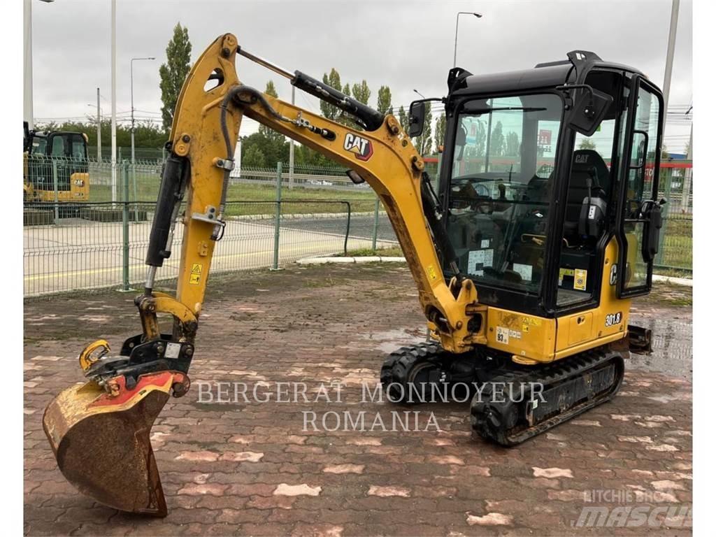 CAT 301.8-05 Εκσκαφείς με ερπύστριες