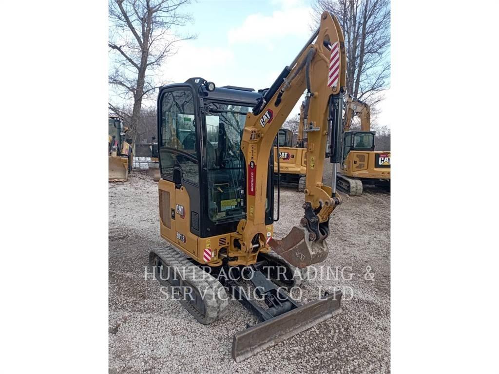 CAT 301.8-05 Εκσκαφείς με ερπύστριες