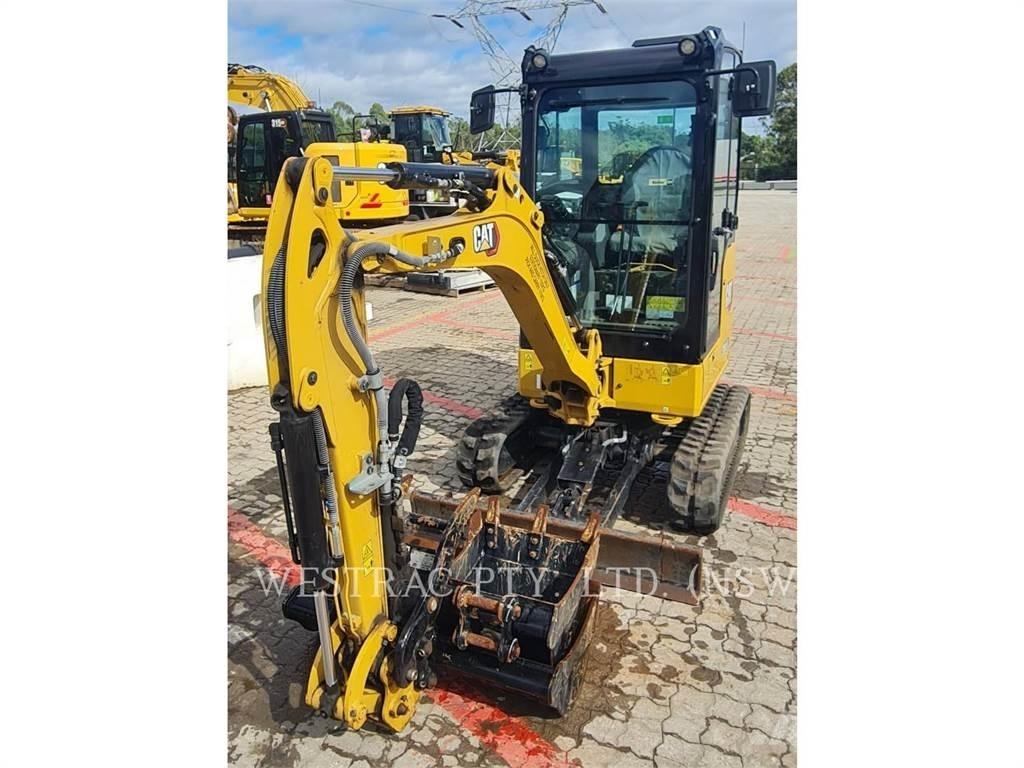 CAT 301.8-05 Εκσκαφείς με ερπύστριες