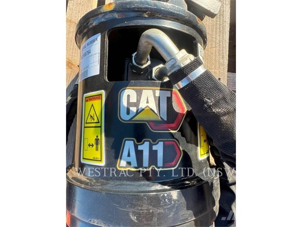 CAT 301.8-05 Εκσκαφείς με ερπύστριες