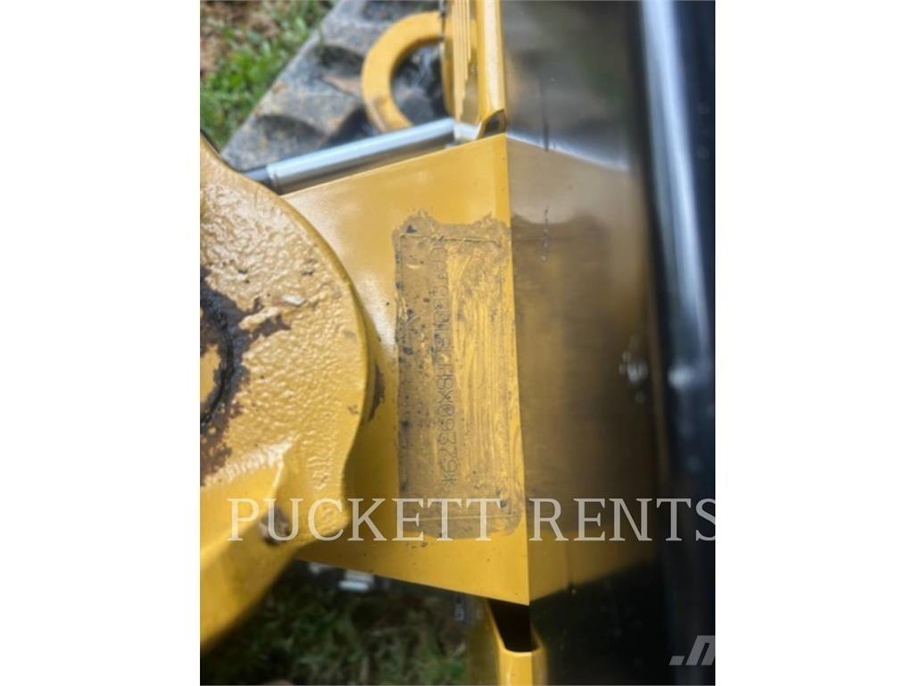 CAT 301.8-05 Εκσκαφείς με ερπύστριες