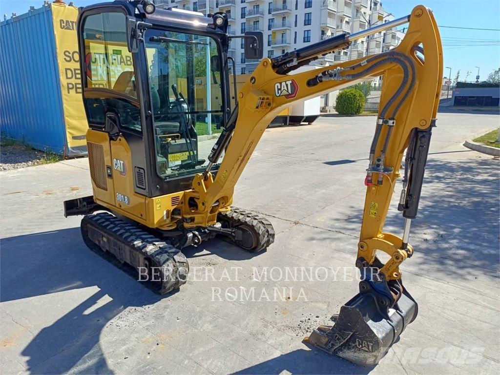 CAT 301.8-05 Εκσκαφείς με ερπύστριες