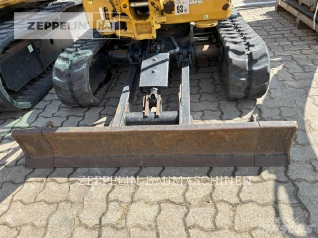 CAT 301.8-05A Εκσκαφείς με ερπύστριες