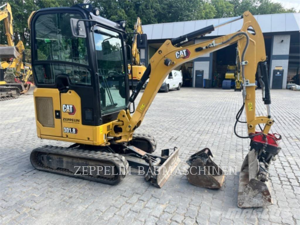 CAT 301.8-05A Εκσκαφείς με ερπύστριες