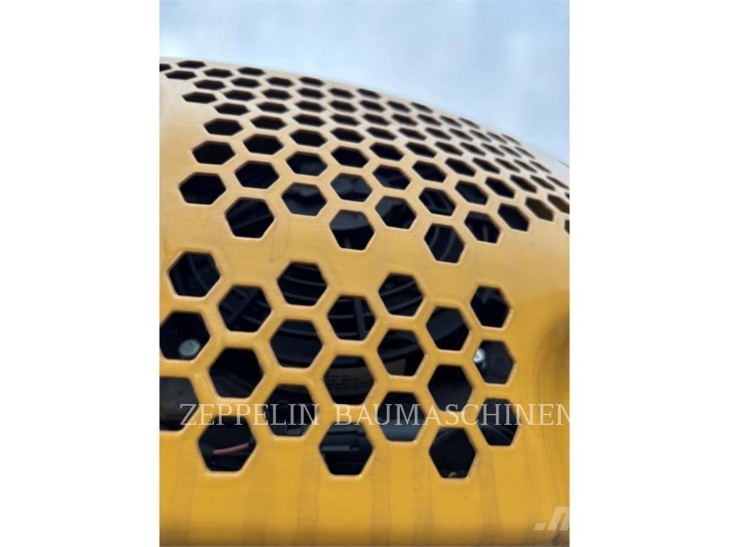 CAT 301.8-05A Εκσκαφείς με ερπύστριες