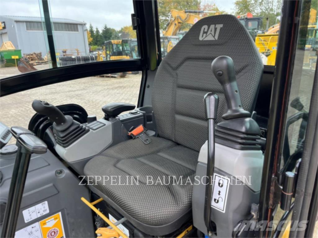 CAT 301.8-05A Εκσκαφείς με ερπύστριες