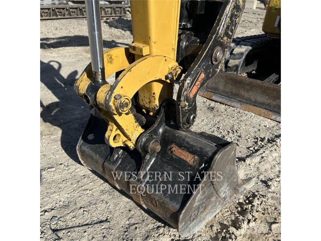 CAT 302 Εκσκαφείς με ερπύστριες