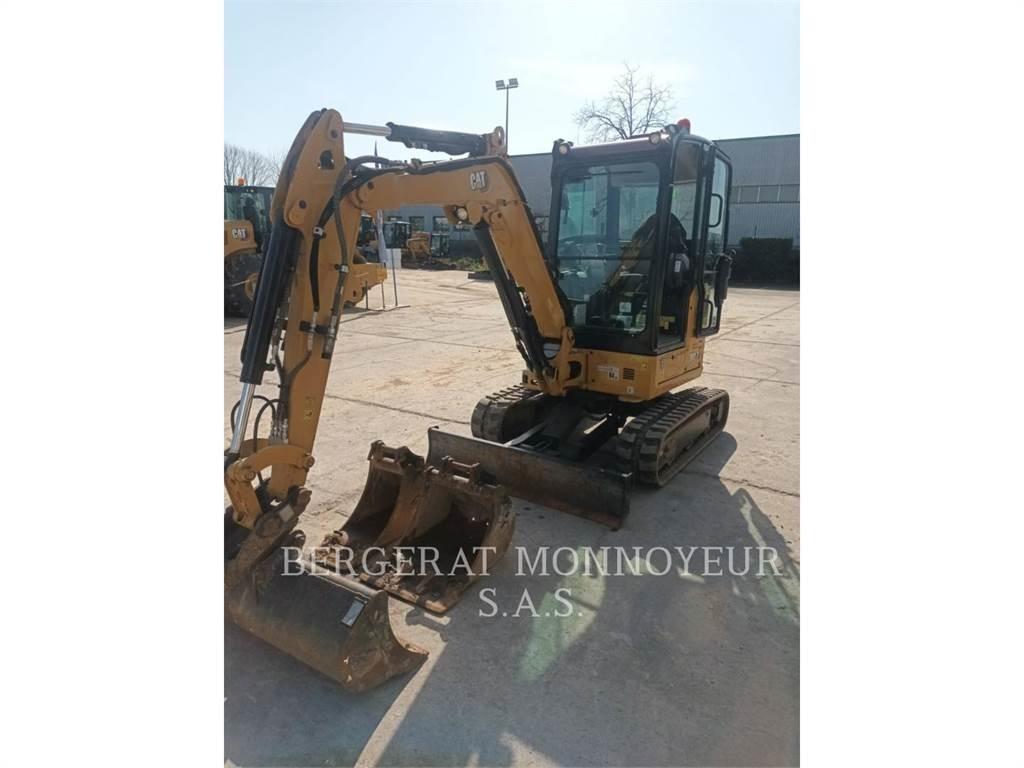 CAT 302.7 Εκσκαφείς με ερπύστριες