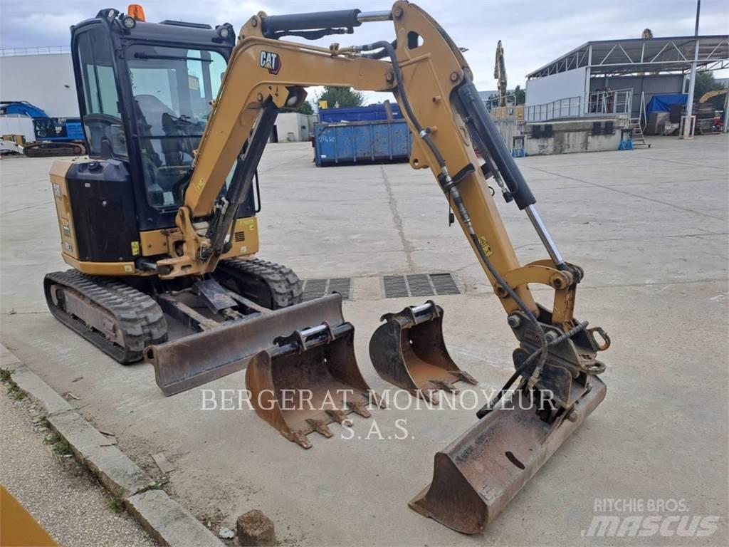 CAT 302.7 Εκσκαφείς με ερπύστριες