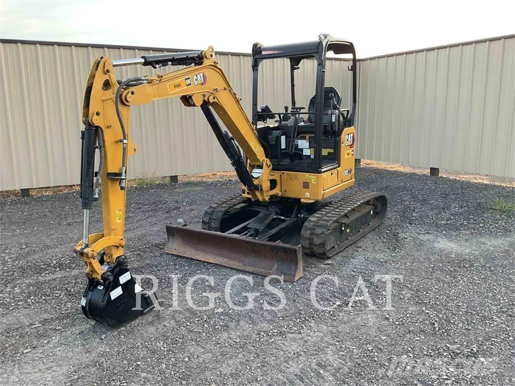 CAT 302.7 Εκσκαφείς με ερπύστριες