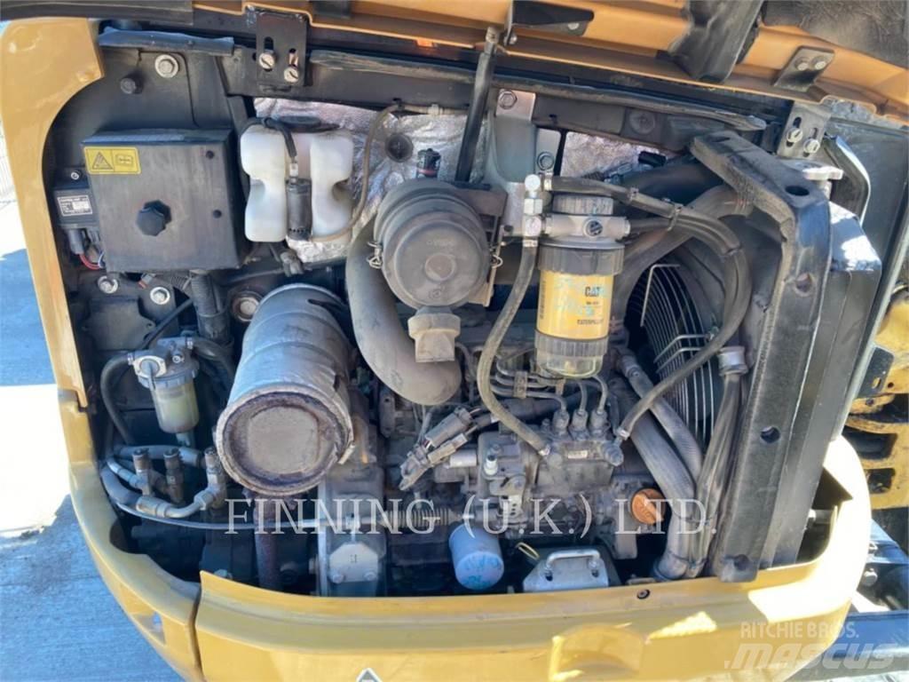 CAT 302.7D CAB Εκσκαφείς με ερπύστριες