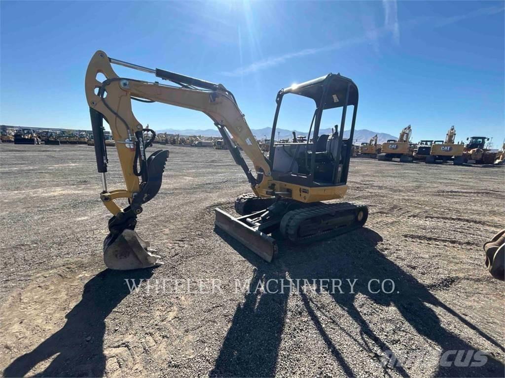 CAT 302.7DC1TH Εκσκαφείς με ερπύστριες