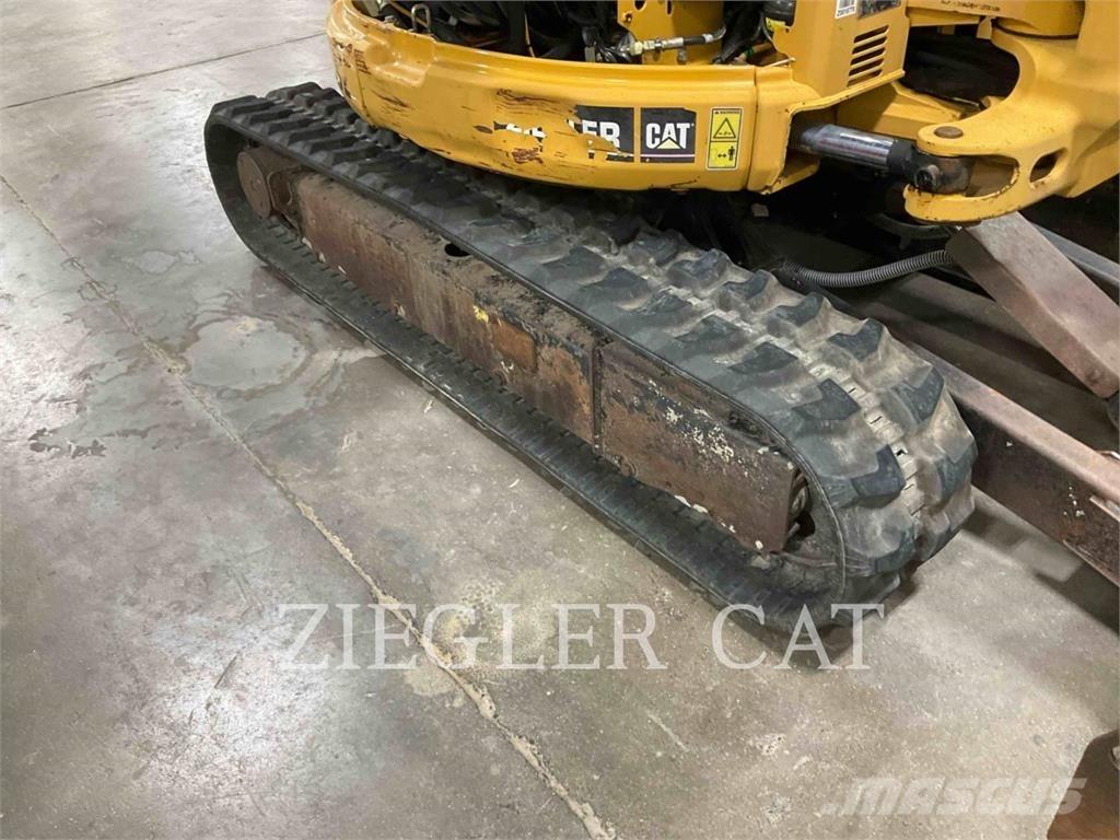 CAT 303C Εκσκαφείς με ερπύστριες