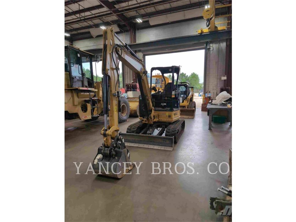 CAT 304 Εκσκαφείς με ερπύστριες