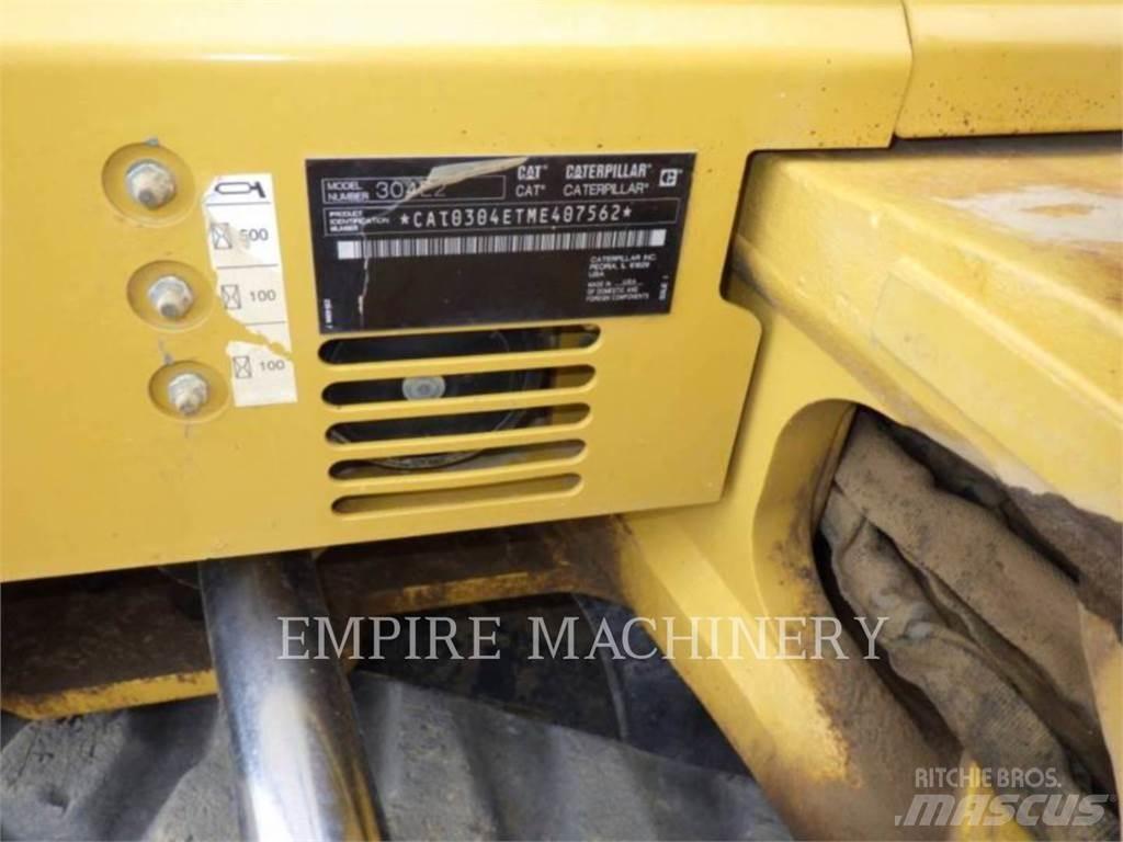 CAT 304E2 Εκσκαφείς με ερπύστριες