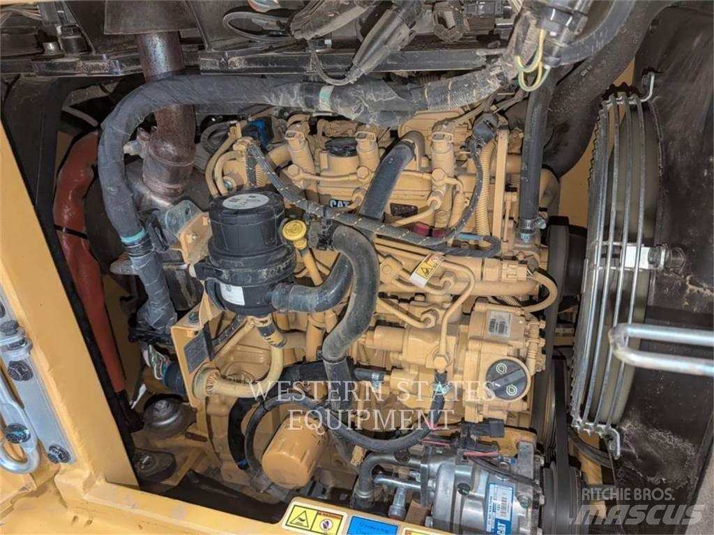 CAT 305 Εκσκαφείς με ερπύστριες
