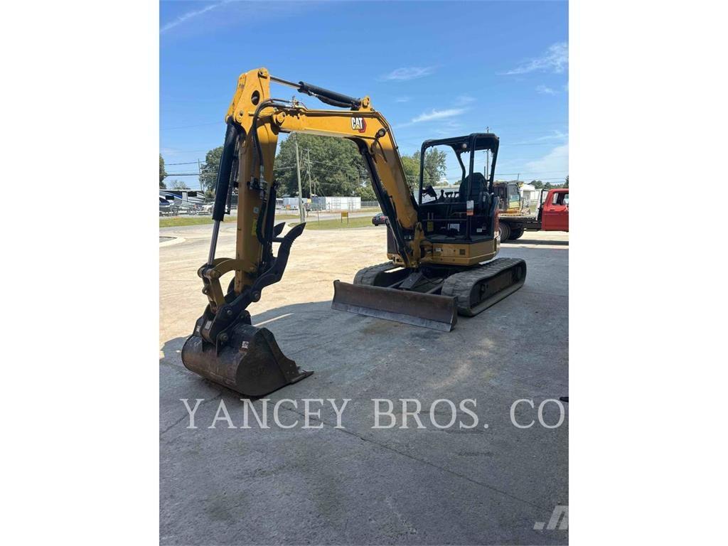 CAT 305 Εκσκαφείς με ερπύστριες