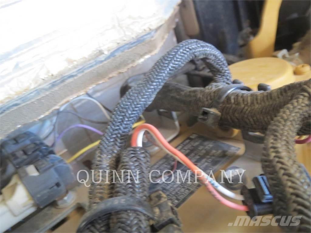CAT 305.5E2 Εκσκαφείς με ερπύστριες