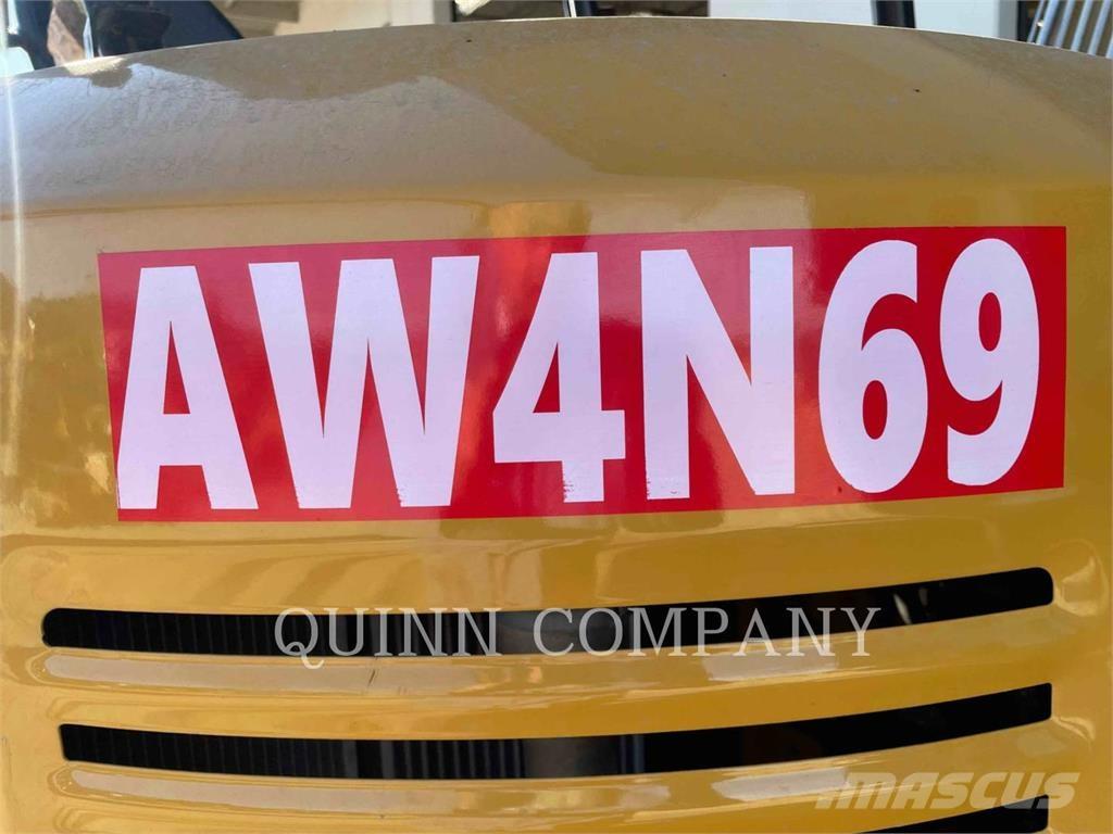 CAT 305.5E2 Εκσκαφείς με ερπύστριες