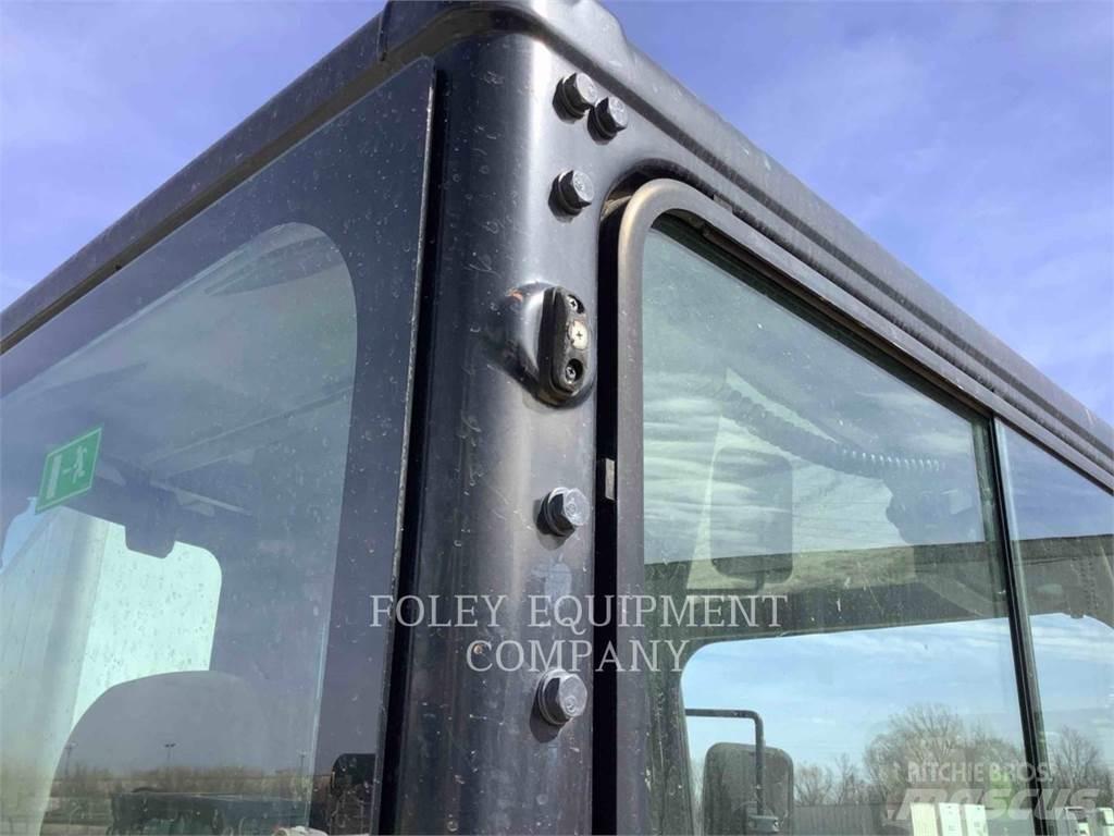 CAT 305ECR Εκσκαφείς με ερπύστριες