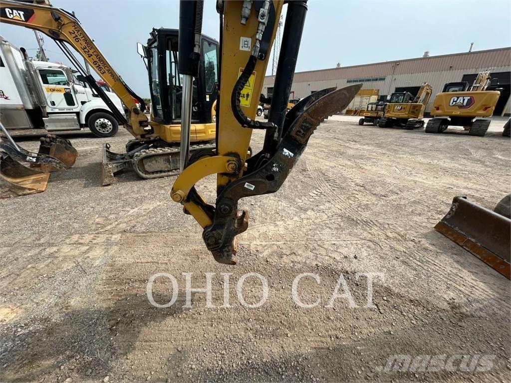 CAT 30607CR Εκσκαφάκι (διαβολάκι) < 7t