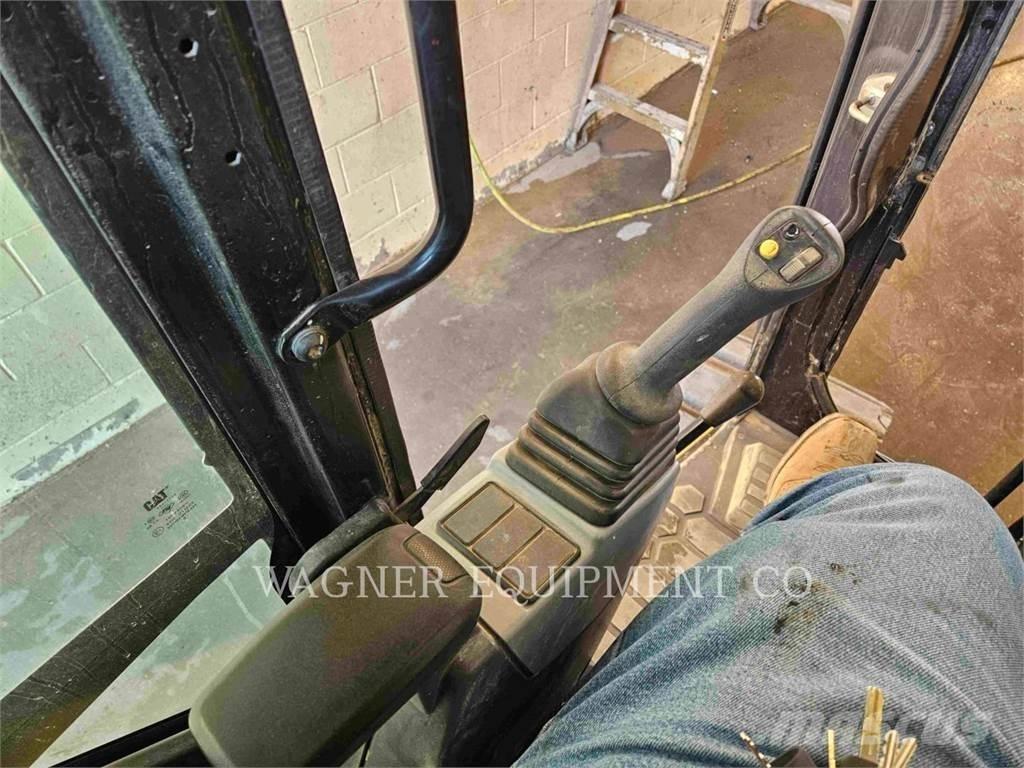 CAT 308 CR Εκσκαφείς με ερπύστριες