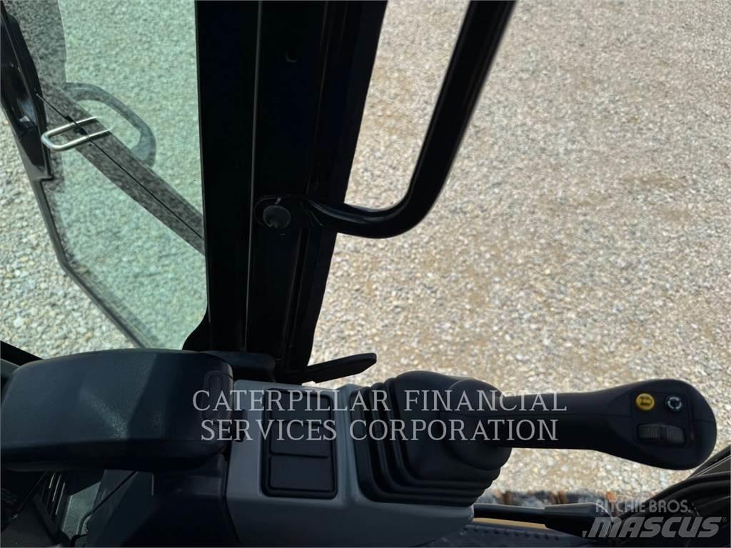 CAT 30907CR Εκσκαφείς με ερπύστριες