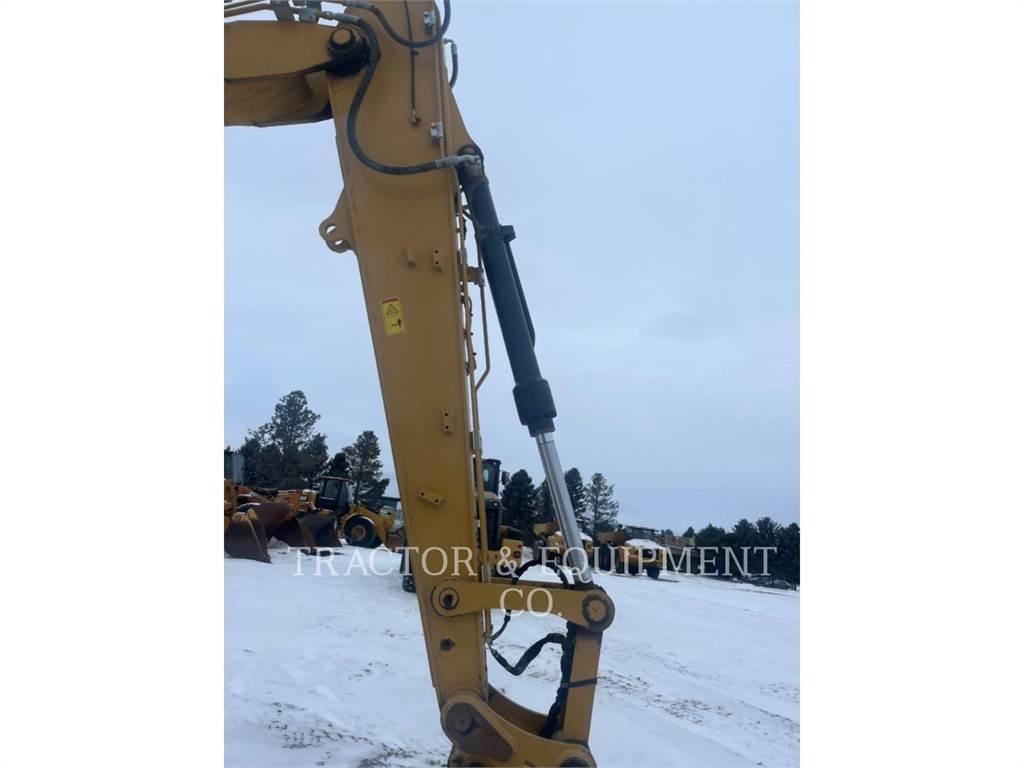 CAT 313 Εκσκαφείς με ερπύστριες