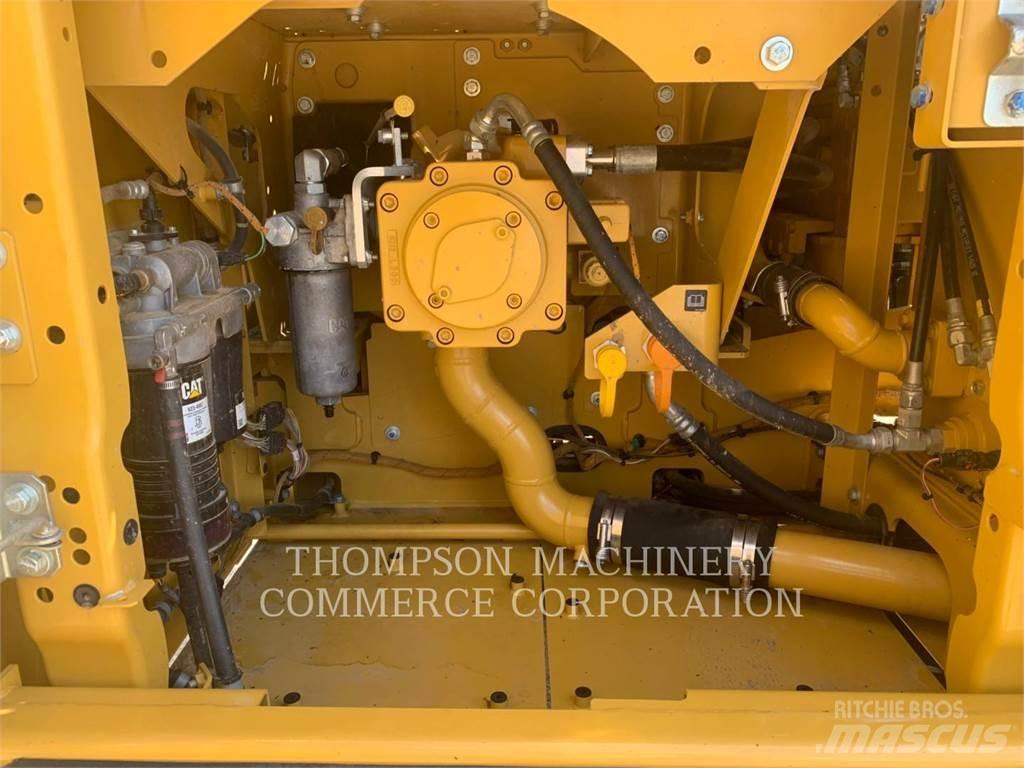 CAT 320 Εκσκαφείς με ερπύστριες
