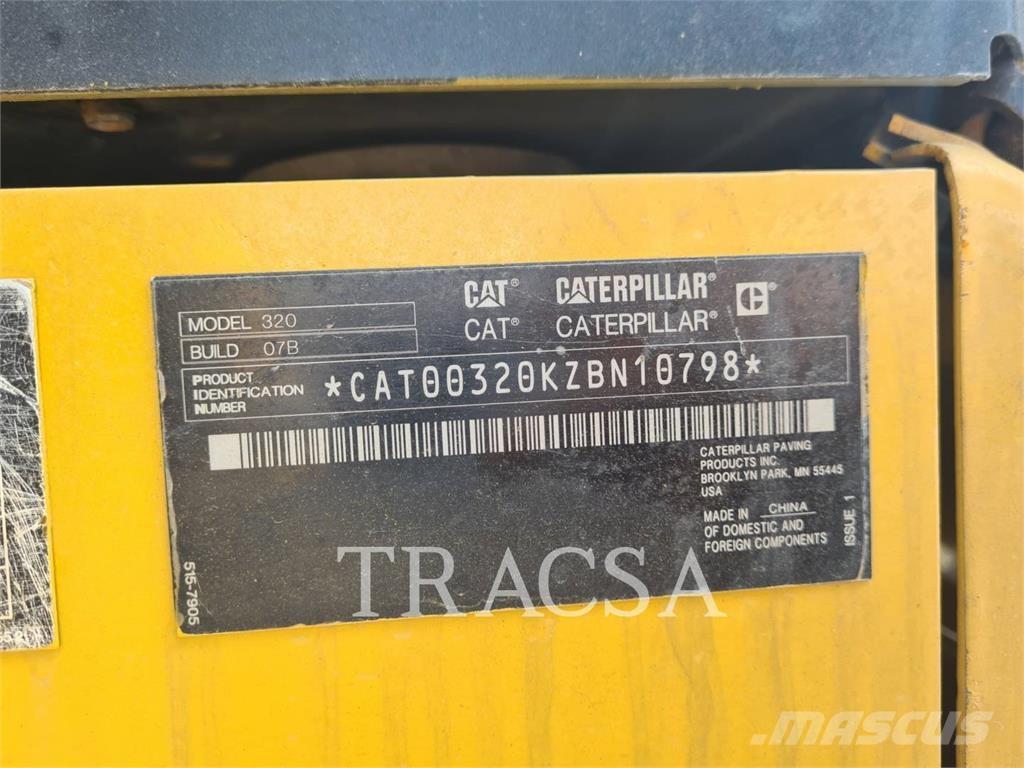 CAT 320 Εκσκαφείς με ερπύστριες