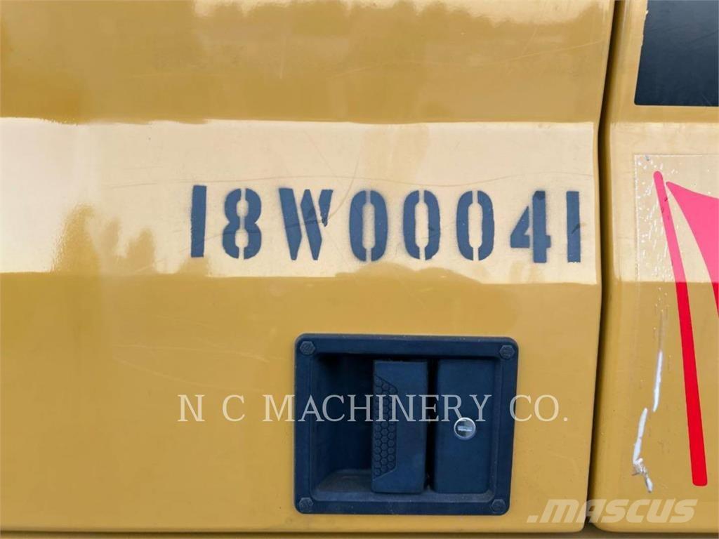 CAT 320 Εκσκαφείς με ερπύστριες