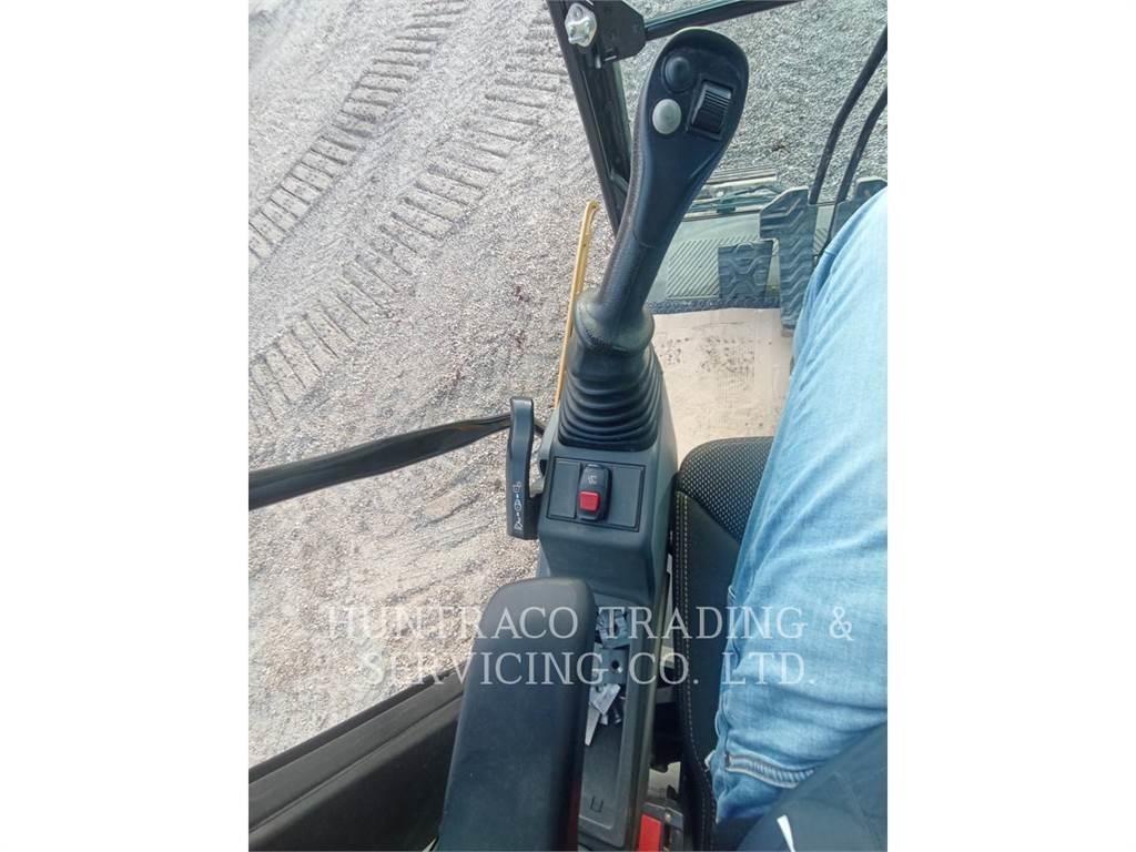 CAT 320-07 Εκσκαφείς με ερπύστριες