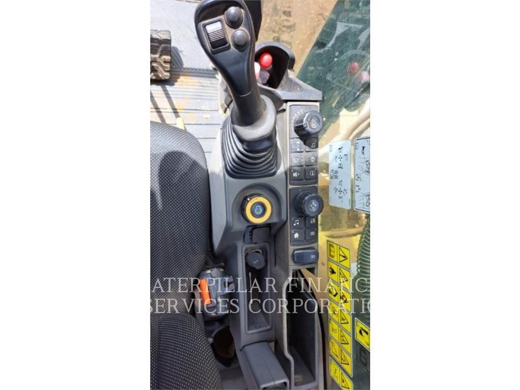 CAT 320-07 Εκσκαφείς με ερπύστριες