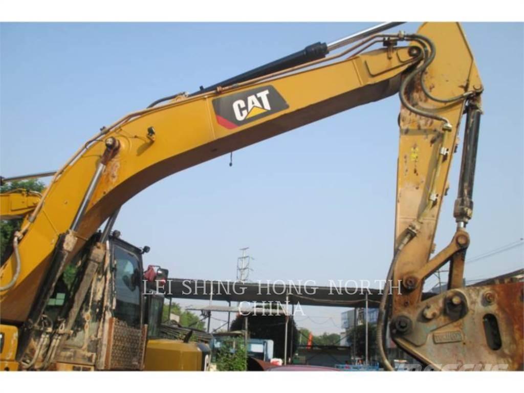 CAT 320-07 Εκσκαφείς με ερπύστριες