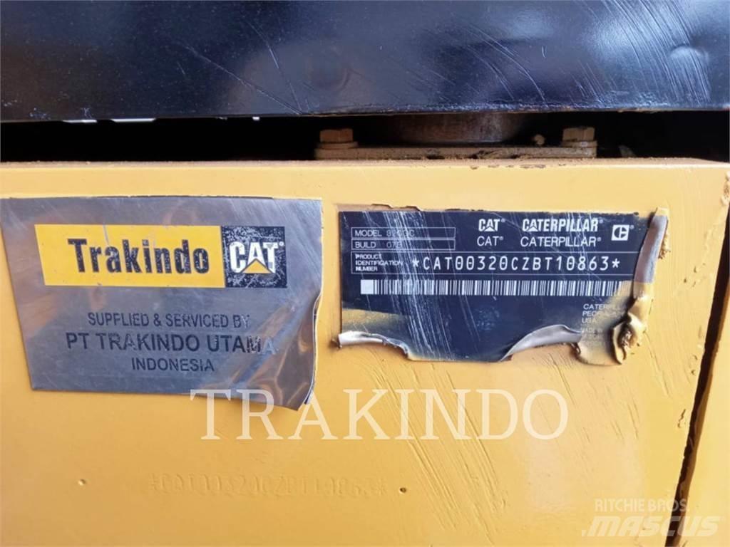 CAT 320-07GC Εκσκαφείς με ερπύστριες