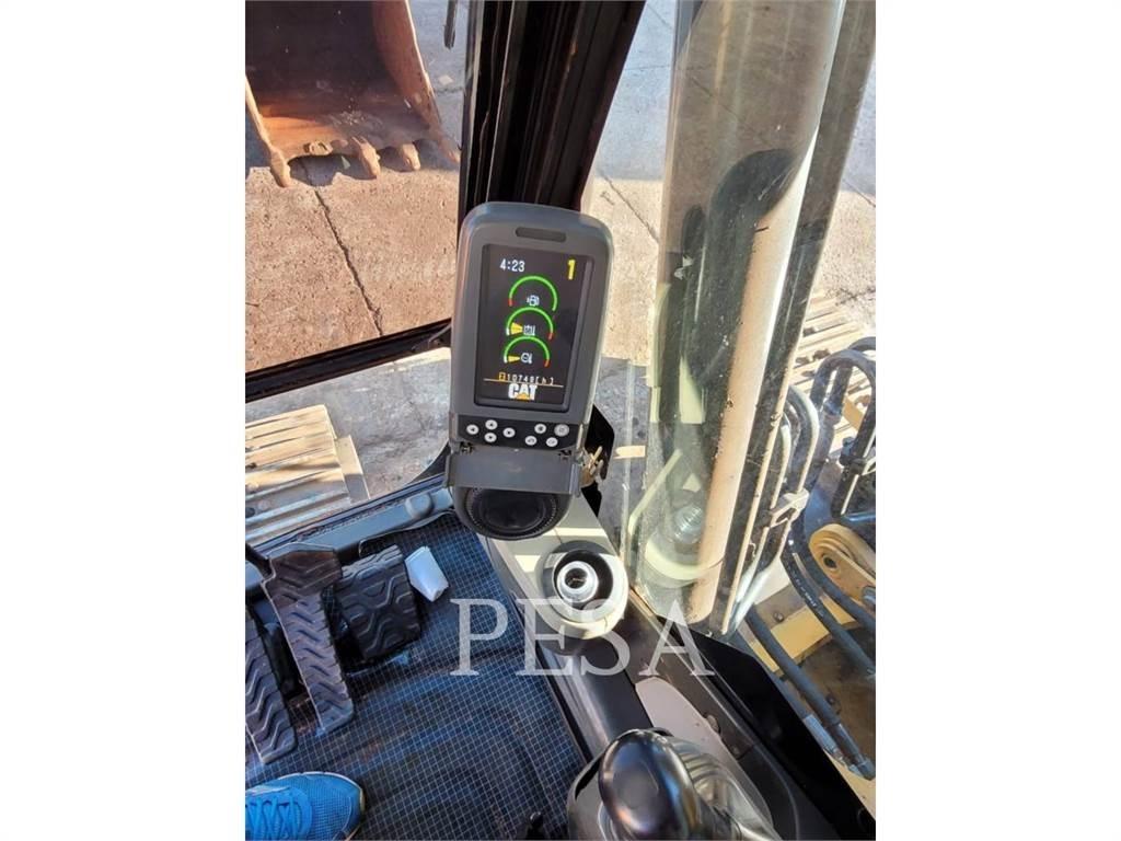 CAT 320D2 Εκσκαφείς με ερπύστριες