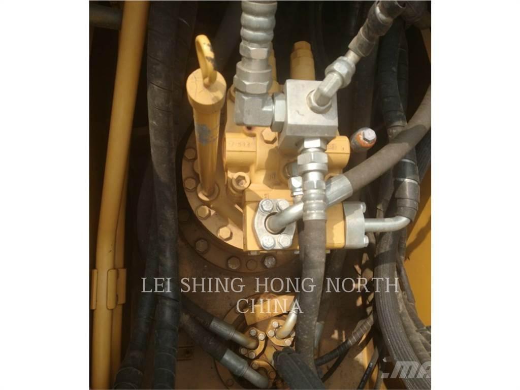 CAT 320D2 Εκσκαφείς με ερπύστριες