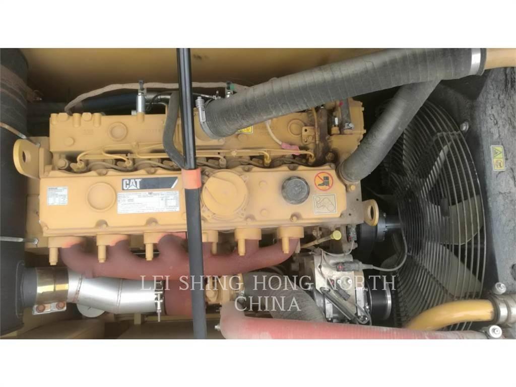 CAT 320D2 Εκσκαφείς με ερπύστριες