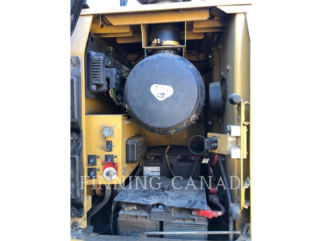 CAT 320D2 FM Εκσκαφείς