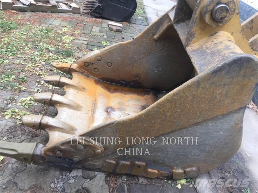 CAT 320D2GC Εκσκαφείς με ερπύστριες