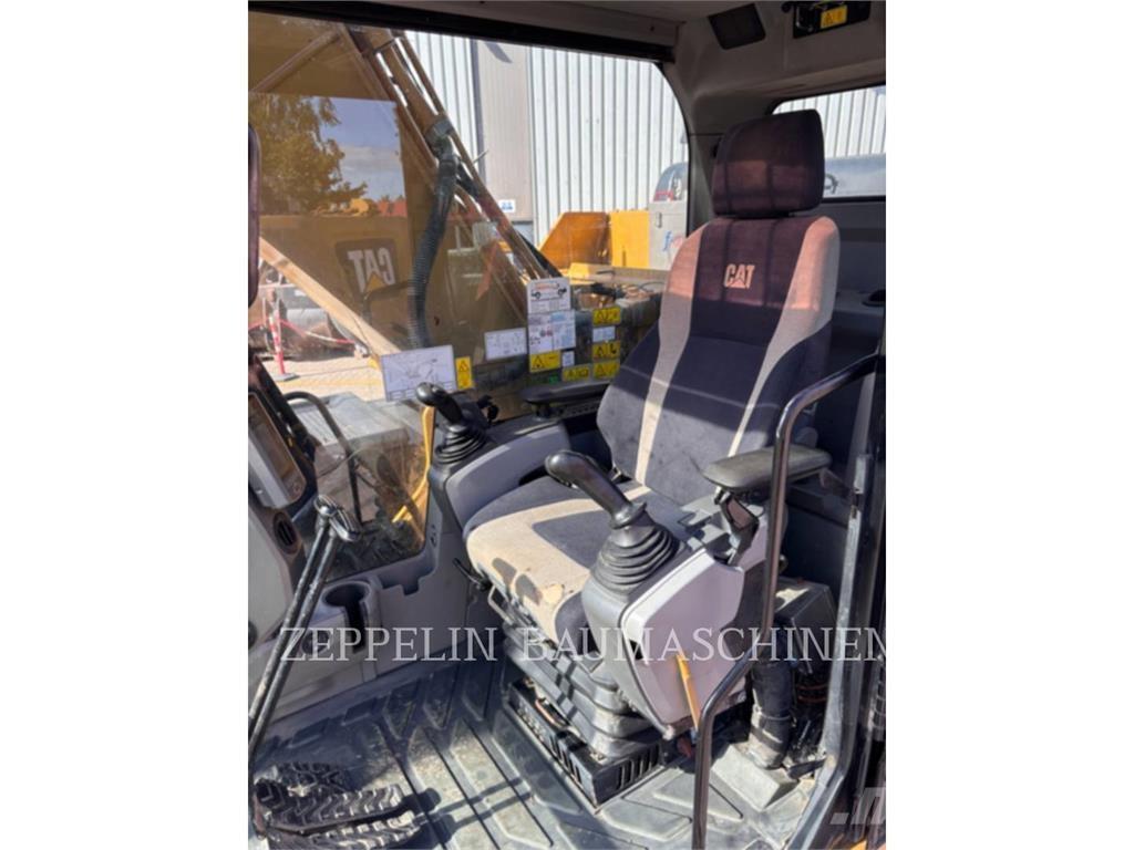 CAT 320EL Εκσκαφείς με ερπύστριες