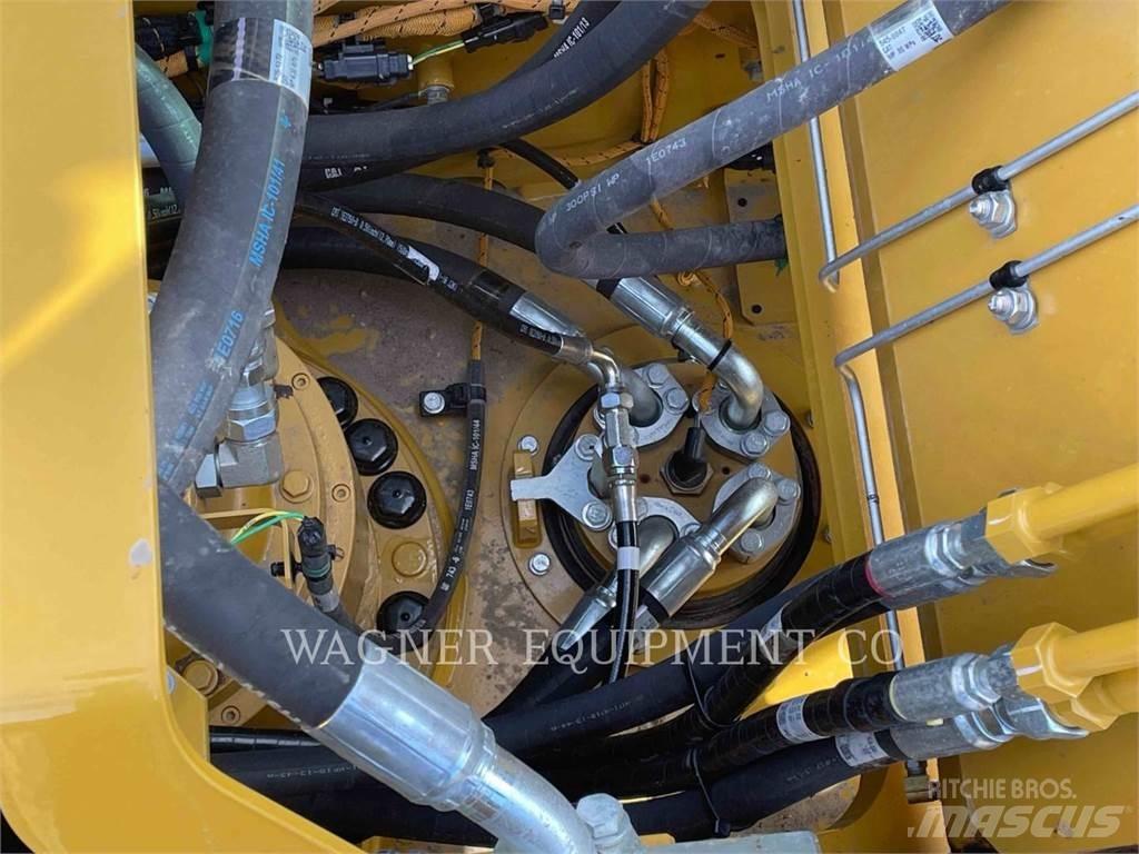CAT 323 Εκσκαφείς με ερπύστριες