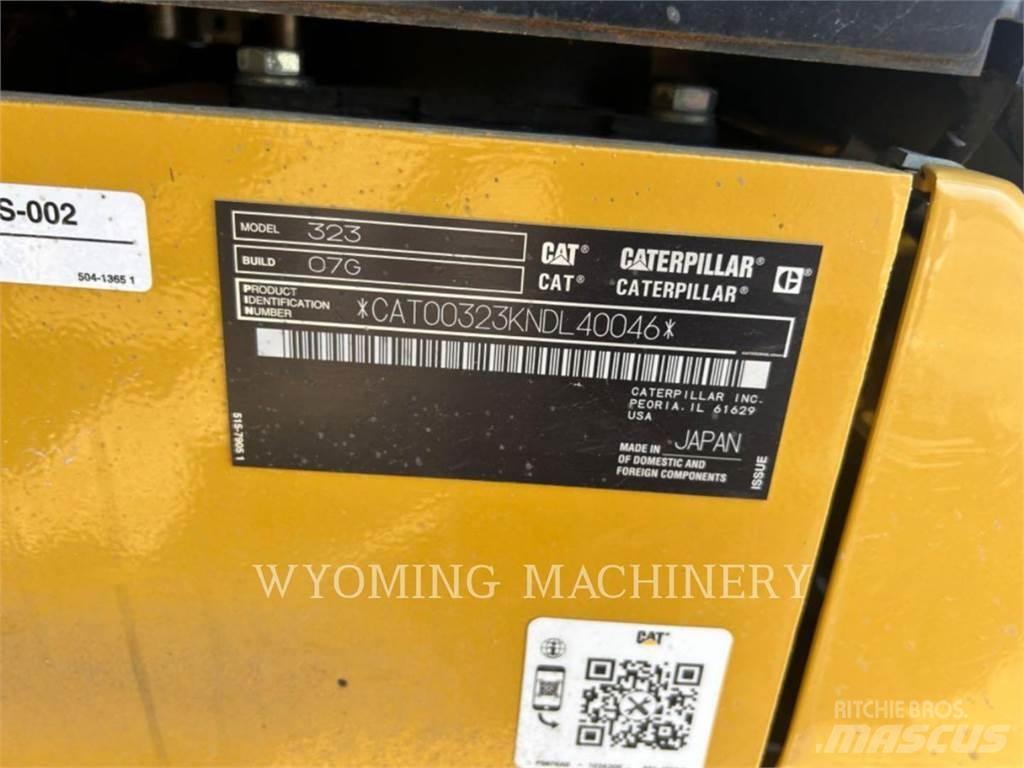 CAT 323 Εκσκαφείς με ερπύστριες