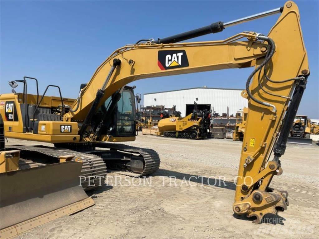 CAT 323 Εκσκαφείς με ερπύστριες