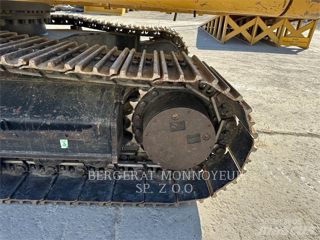 CAT 323 Εκσκαφείς με ερπύστριες