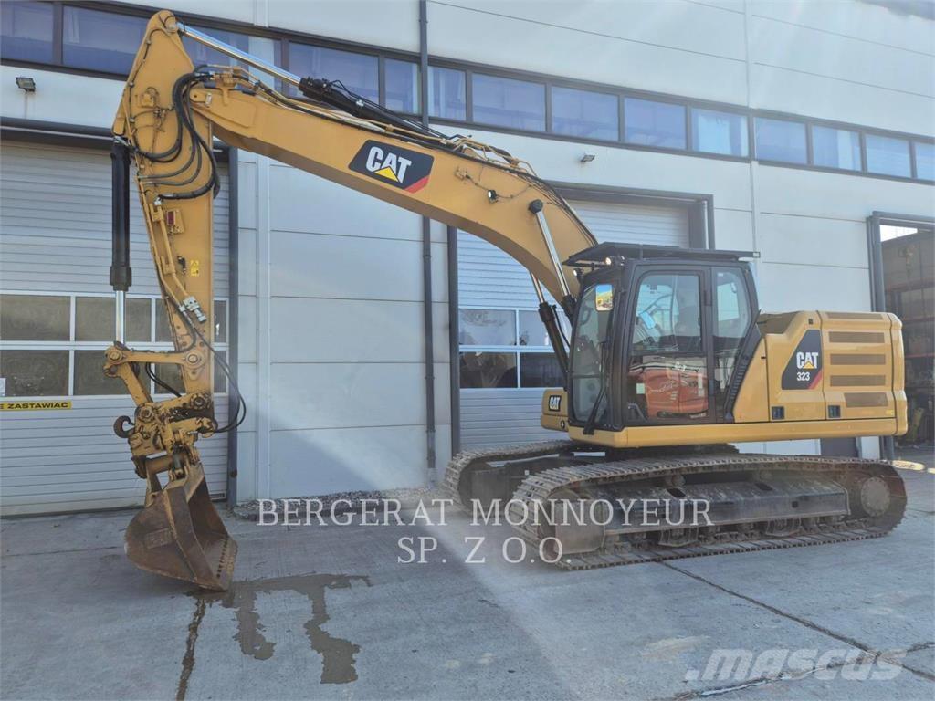 CAT 323 Εκσκαφείς με ερπύστριες