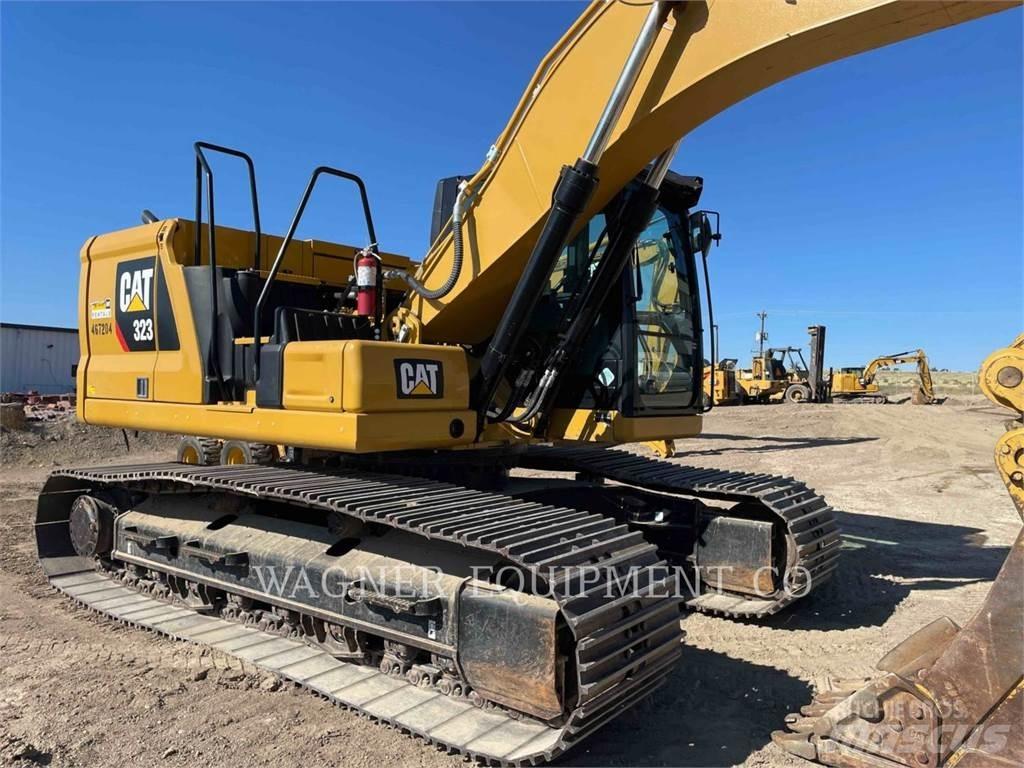 CAT 323 Εκσκαφείς με ερπύστριες