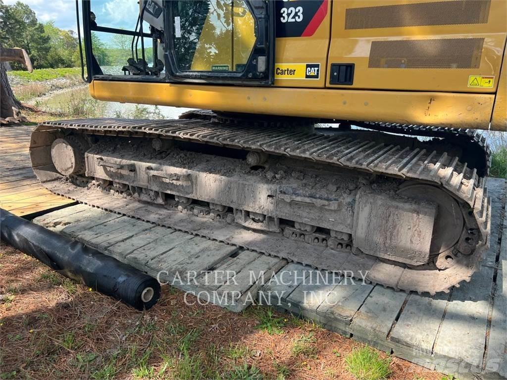 CAT 323-07 Εκσκαφείς με ερπύστριες