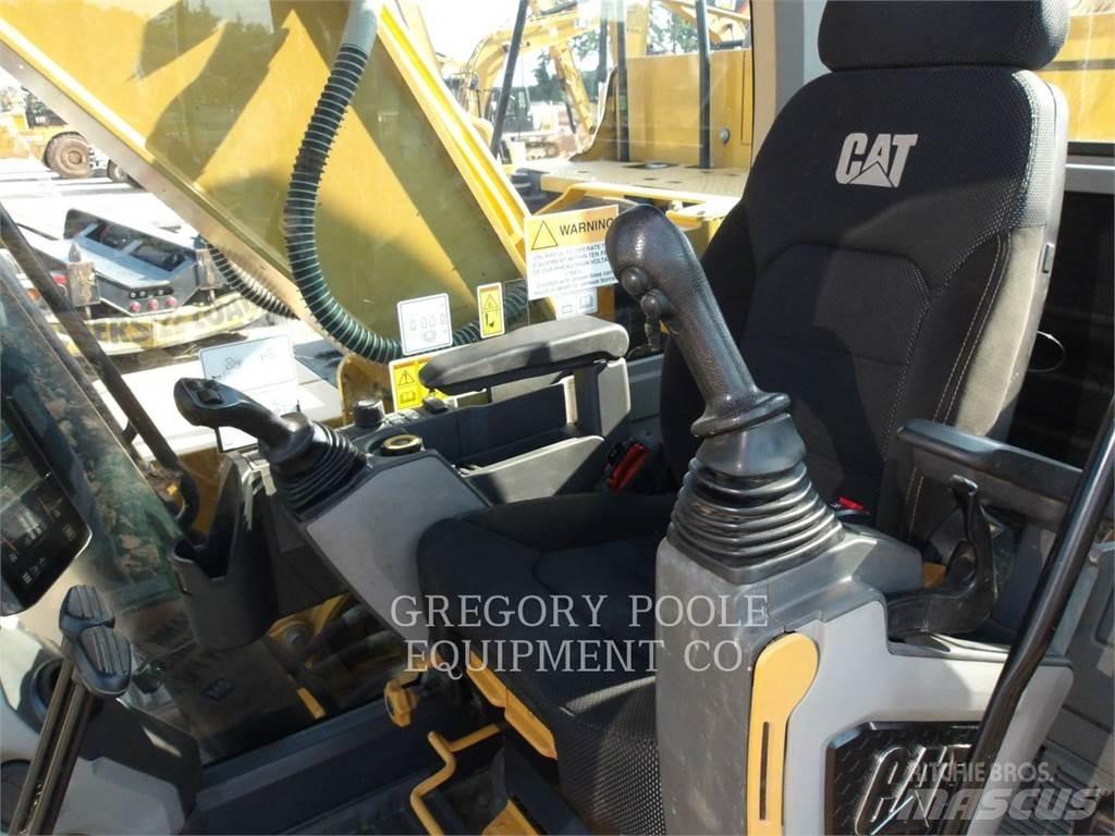 CAT 323-07 Εκσκαφείς με ερπύστριες