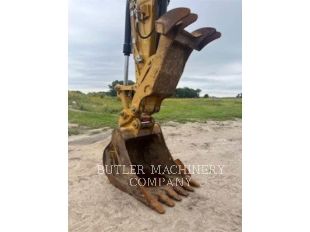 CAT 323-07D Εκσκαφείς με ερπύστριες